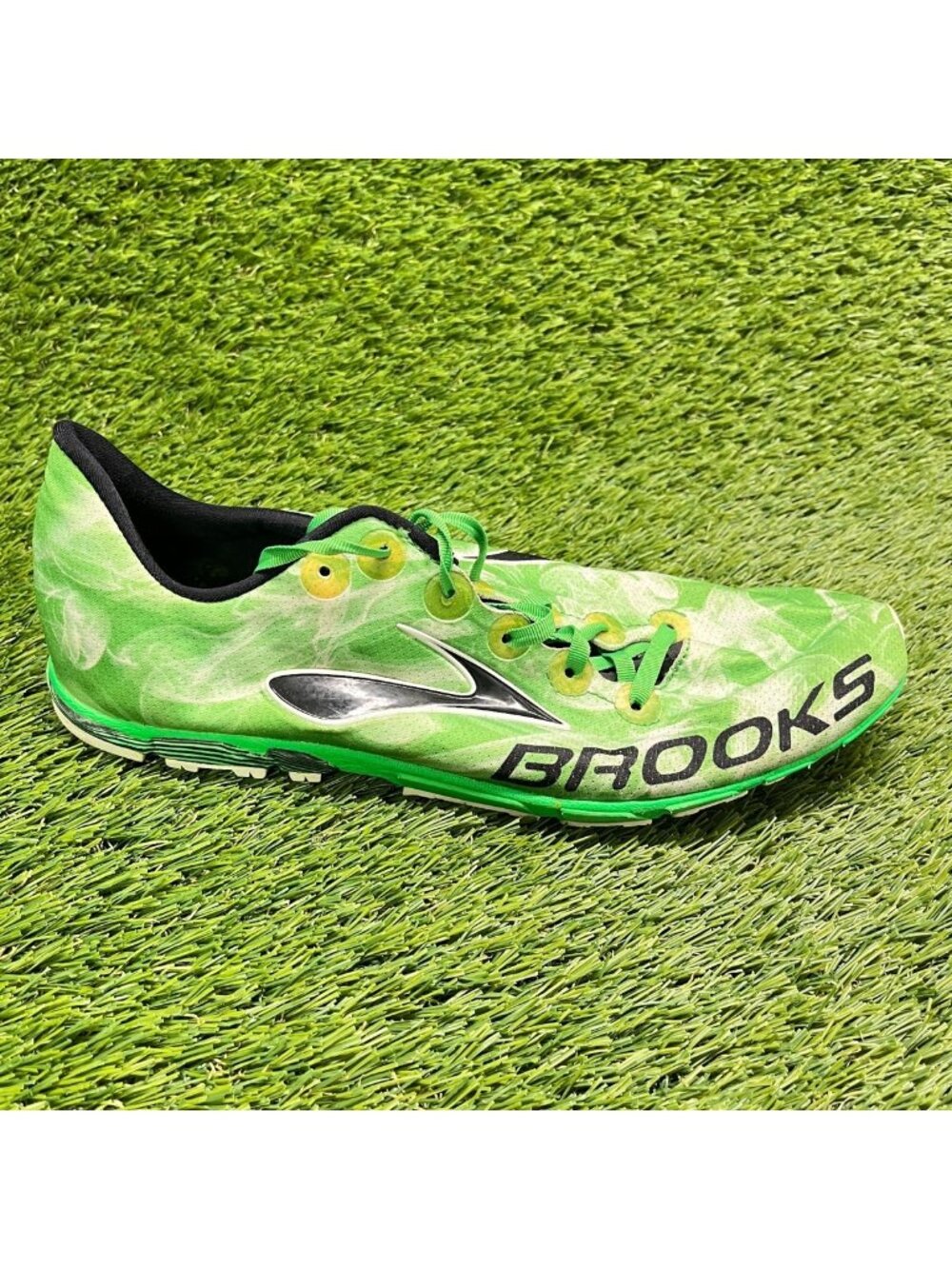 Brooks Mach 15 Mens Size‎ 10 Green Black Running Track Field Shoes Sneakers